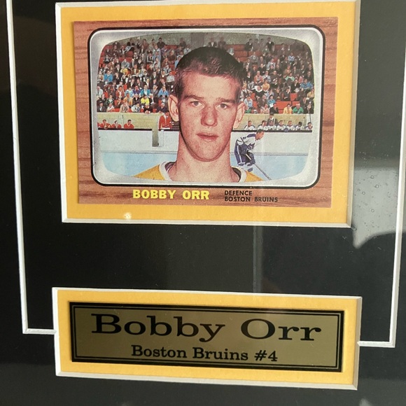 Bobby Orr Plaque - Picture 2 of 3